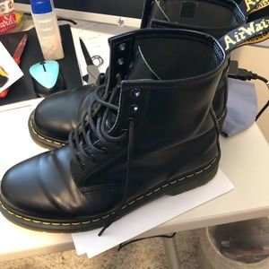 Dr Martens 1460 8-hole black leather boots mens 10 ladies 11